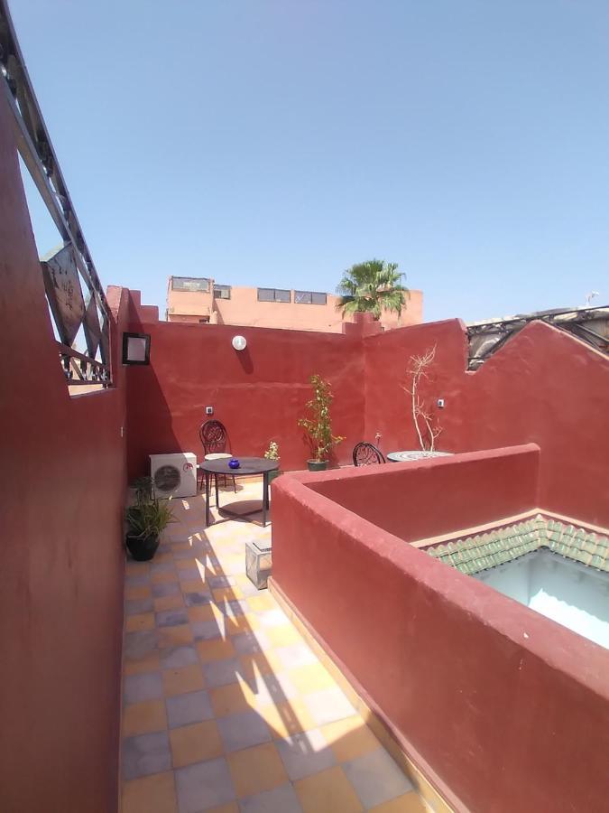 Riad 9 Derb El Bousnne مراكش المظهر الخارجي الصورة