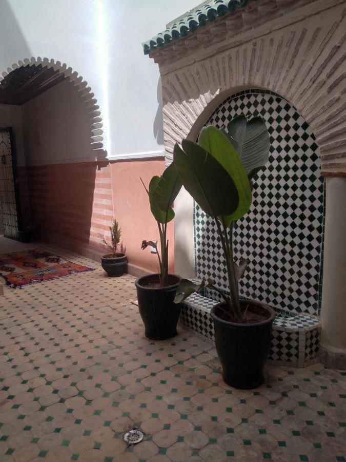 Riad 9 Derb El Bousnne مراكش المظهر الخارجي الصورة