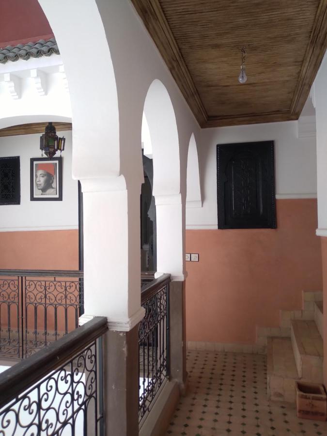 Riad 9 Derb El Bousnne مراكش المظهر الخارجي الصورة